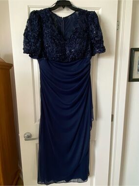 Navy Sequin Lace V-Neck Long Sleeve Evening Dress
